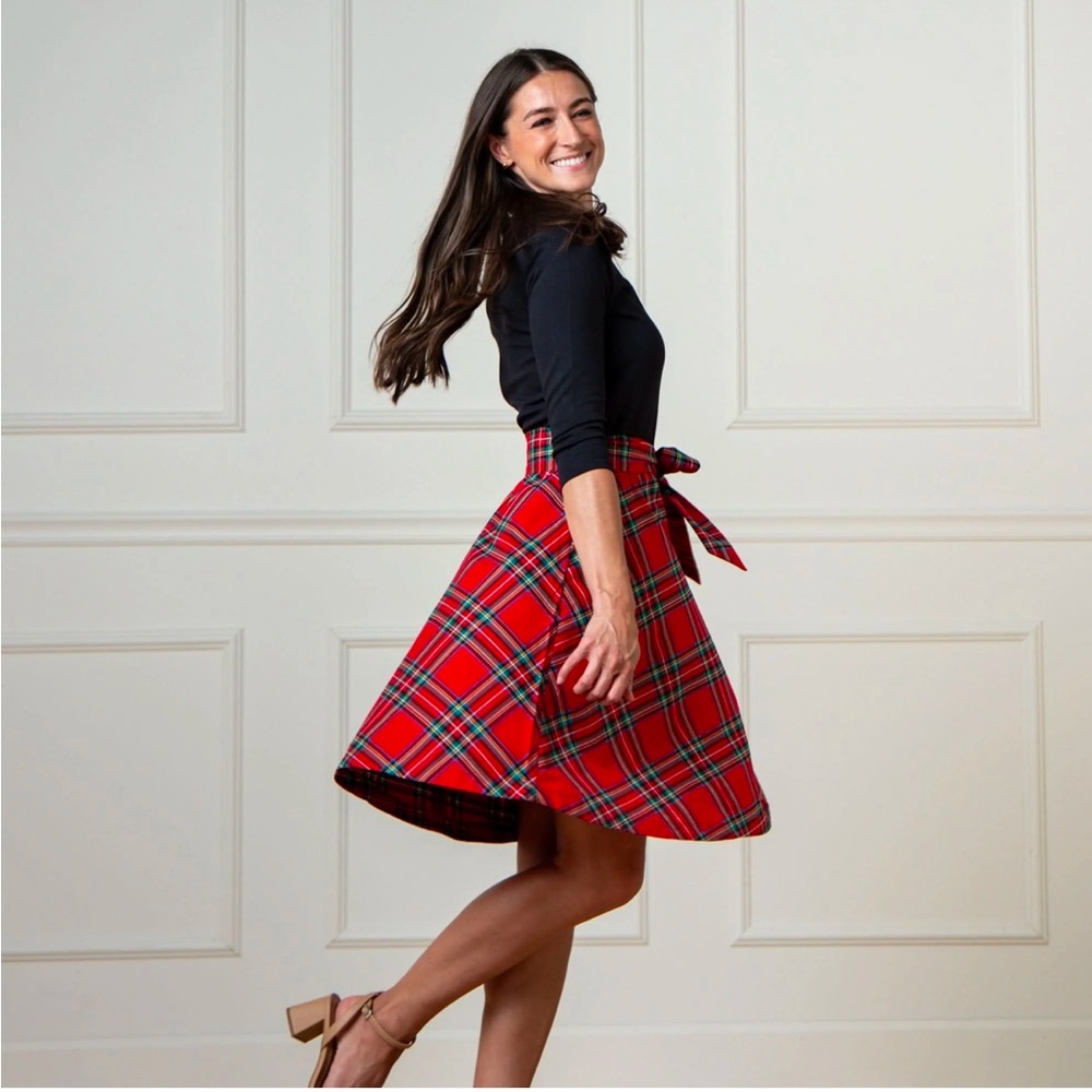 Black and tartan plaid skated dress